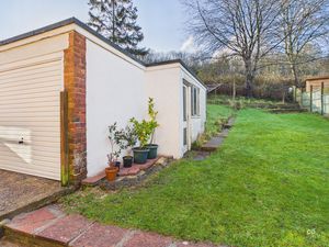 Photo 22- click for photo gallery